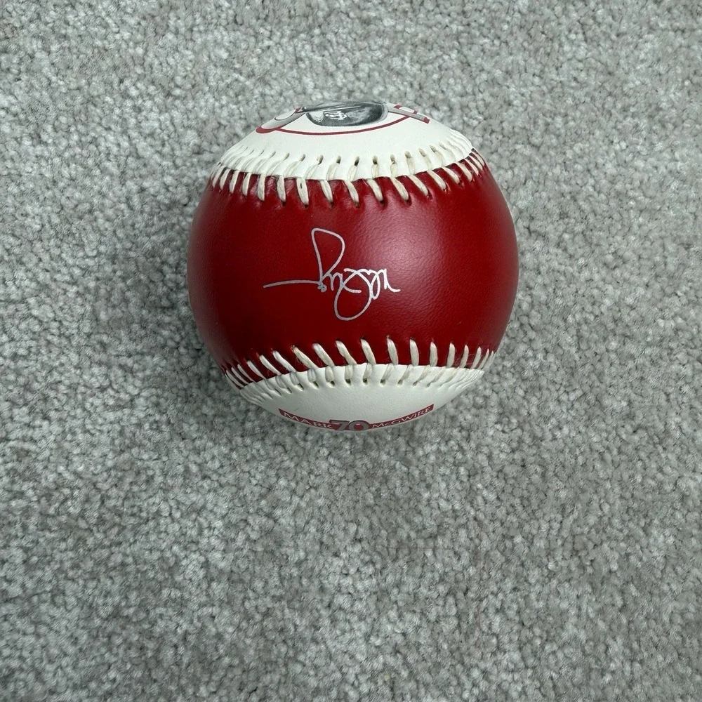 Mark Mcgwire 70th Homerun Commemorative‎ Baseball Free Shipping